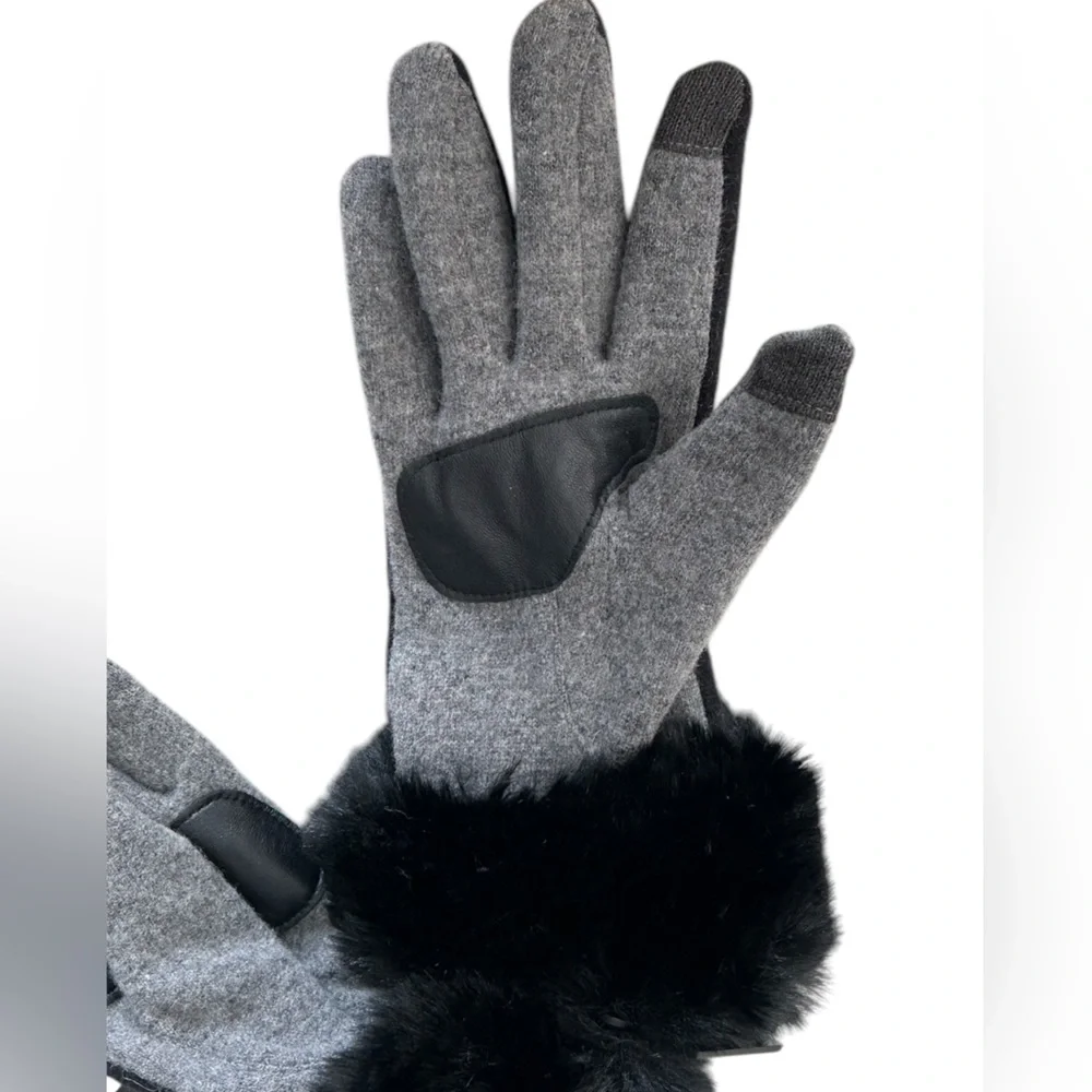 NWT Echo NY Black Gray Faux Fur Wool Cashmere Stretch Text & Touchscreen Gloves